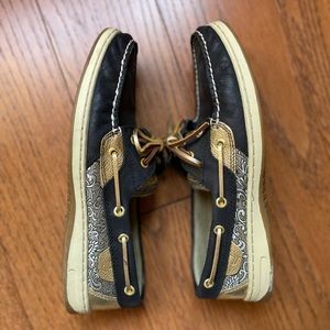 Sperry boat shoes- UNIQUE DESIGN